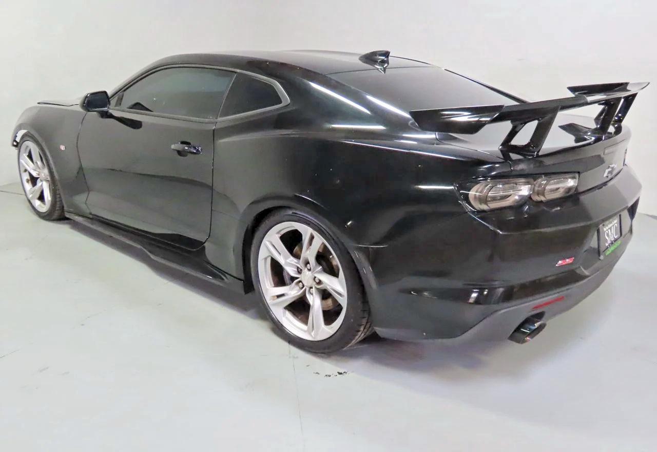 2022 Chevrolet Camaro Lt1 - zdjęcie 4