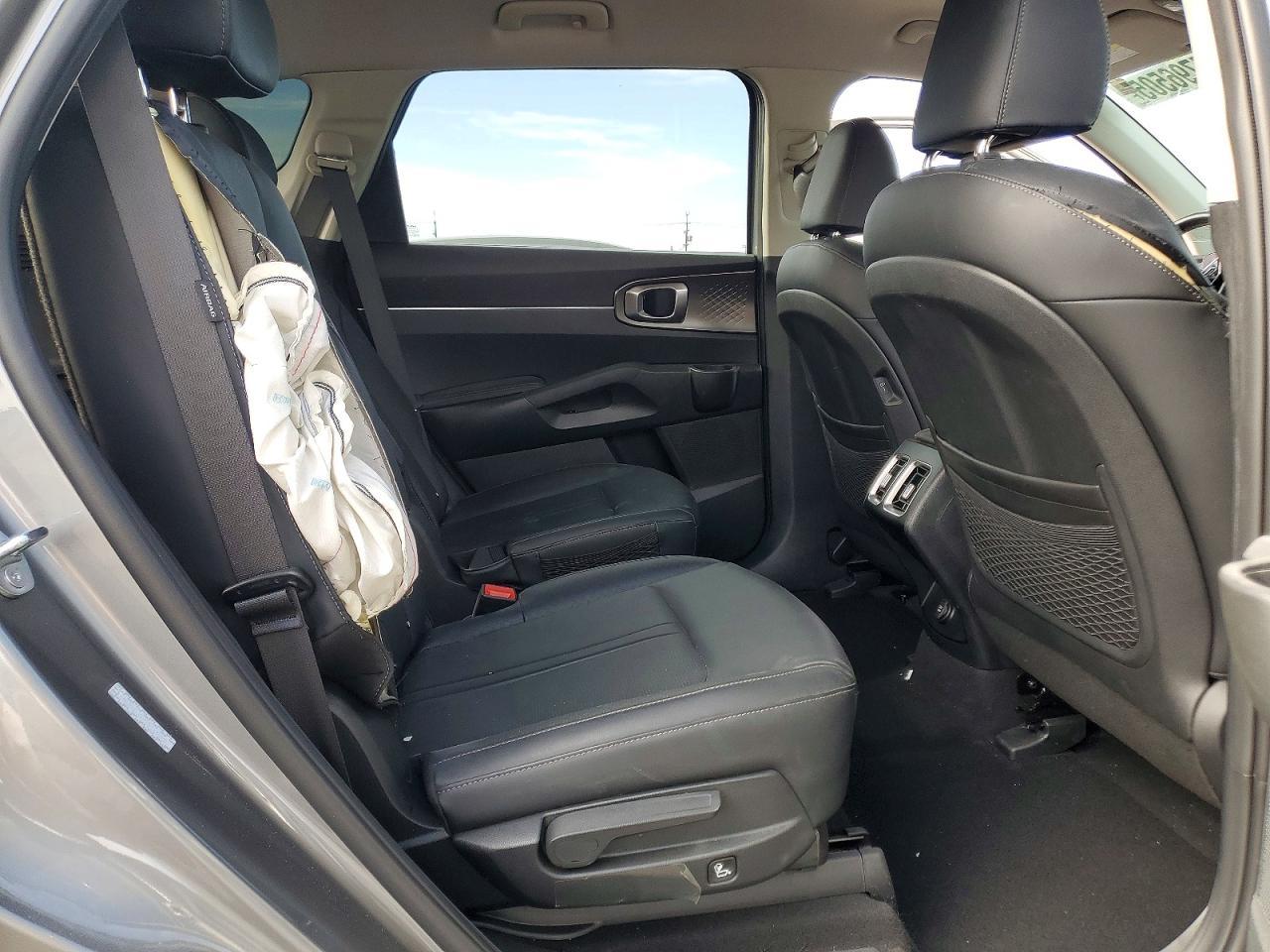 2025 Kia Sorento Ex - zdjęcie 11