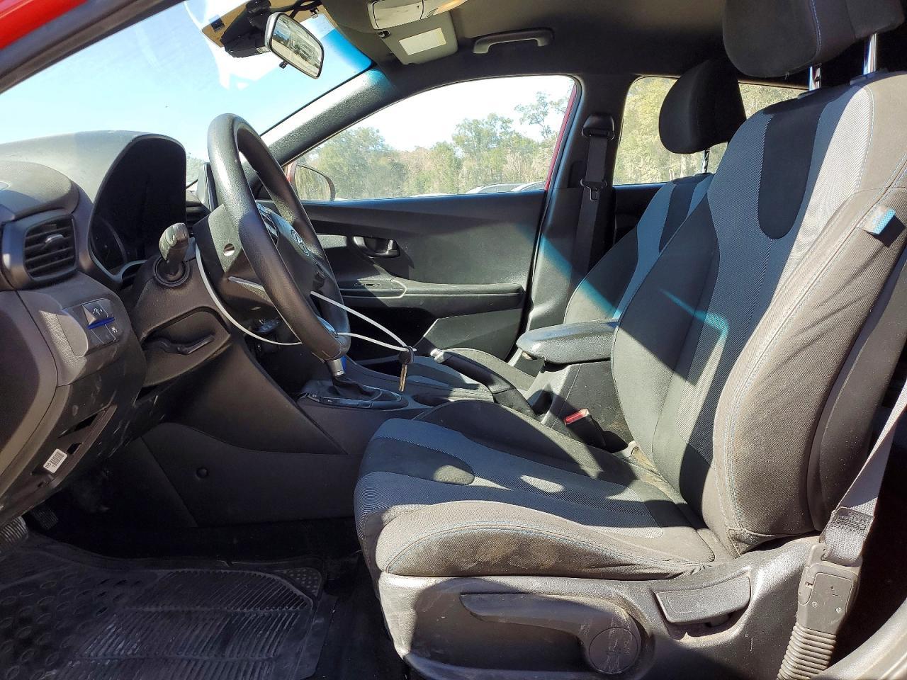 2019 Hyundai Veloster Base - zdjęcie 7