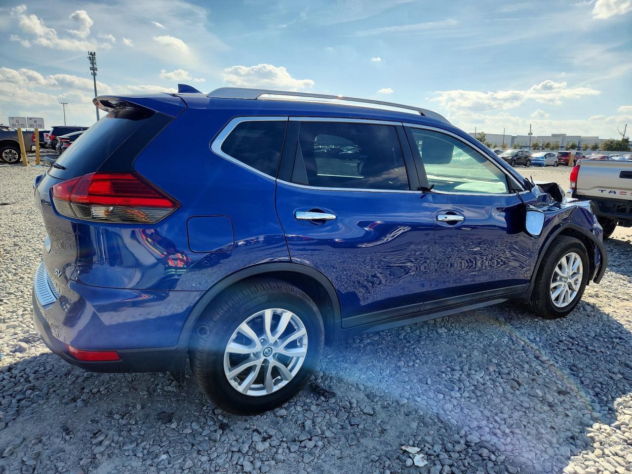 2017 Nissan Rogue Sv - zdjęcie 3