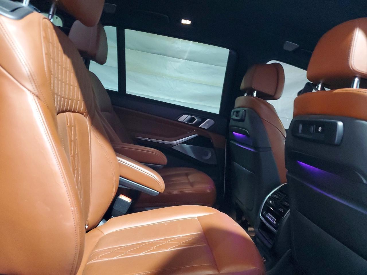 2019 BMW X7 xDrive50I - zdjęcie 11