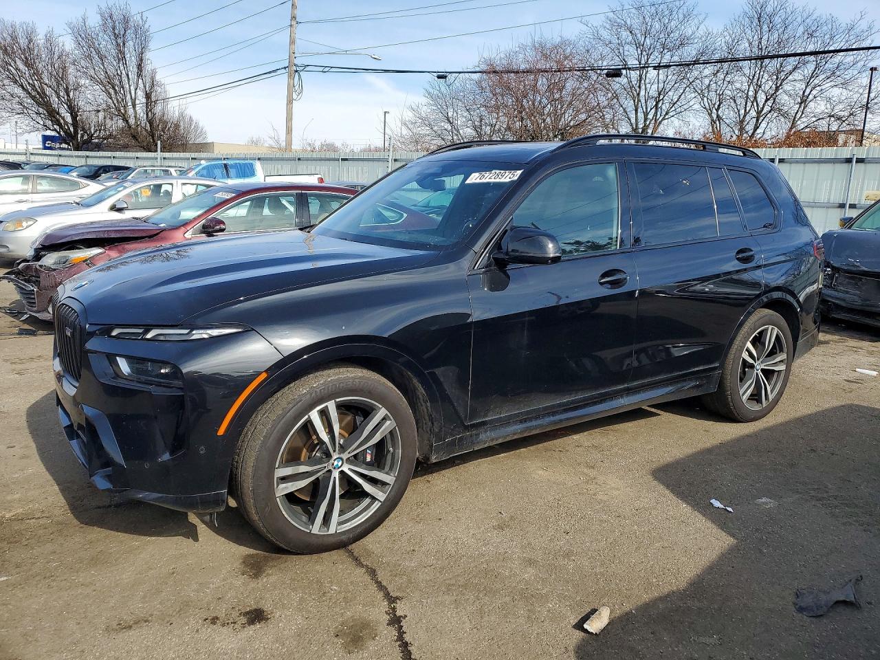2023 BMW X7