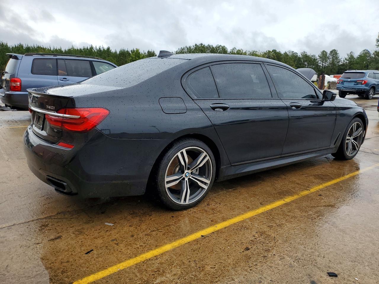 2019 BMW 740 I - zdjęcie 3