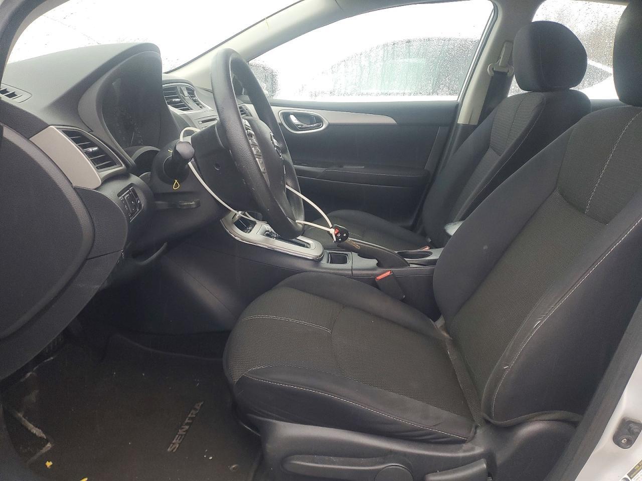 2014 Nissan Sentra S - zdjęcie 7