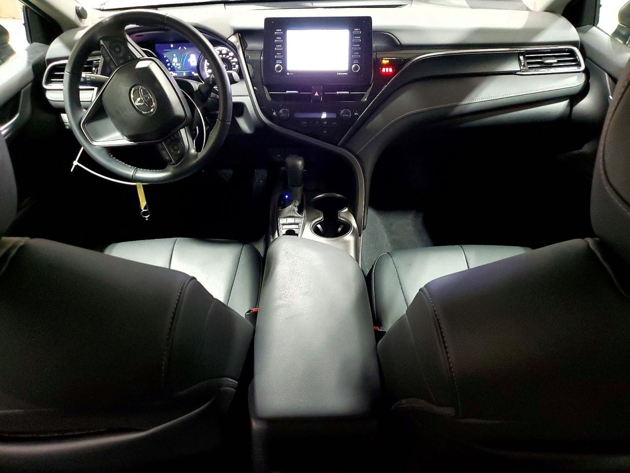 2024 Toyota Camry Se - zdjęcie 8