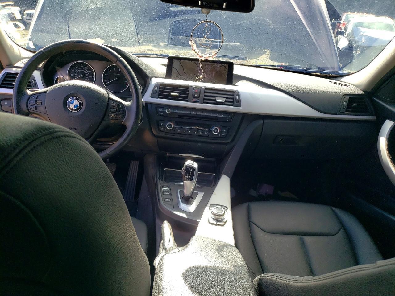 2013 BMW 328 I - zdjęcie 8