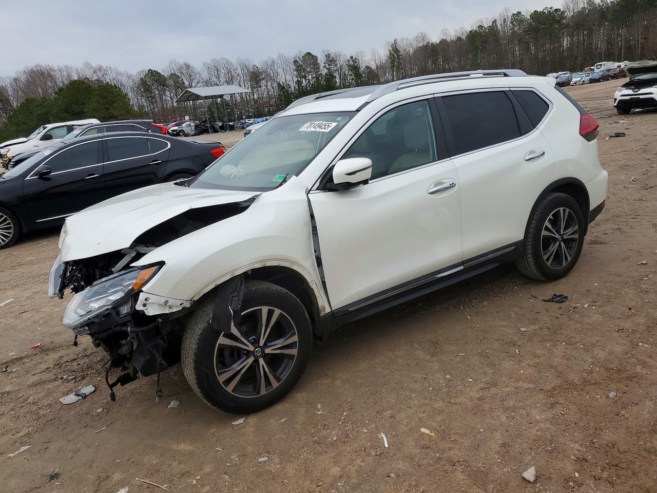 2017 Nissan Rogue S - zdjęcie główne