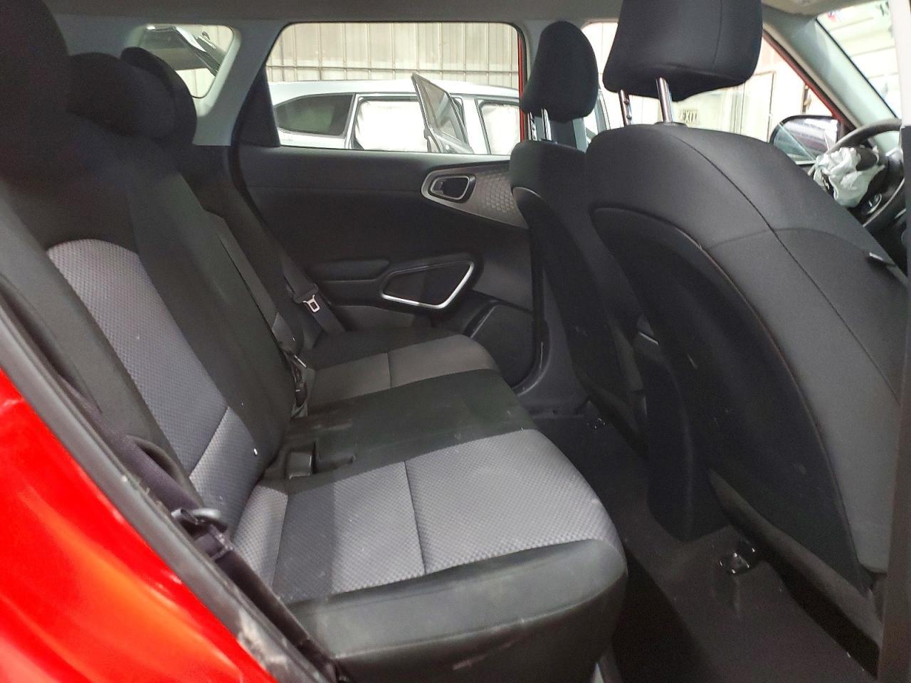 2024 Kia Soul Lx - zdjęcie 10