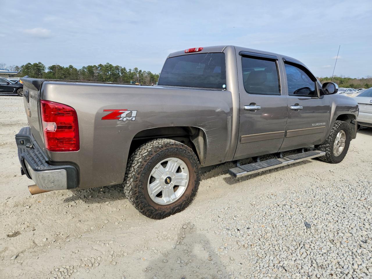 2013 Chevrolet Silverado K1500 Lt - zdjęcie 3