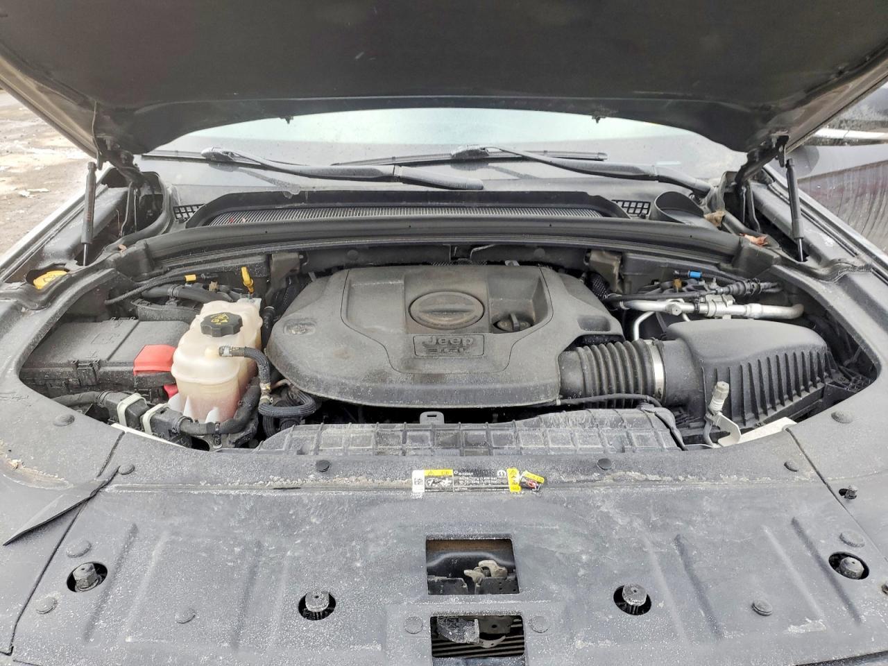 2021 Jeep Grand Cherokee L Overland - zdjęcie 12