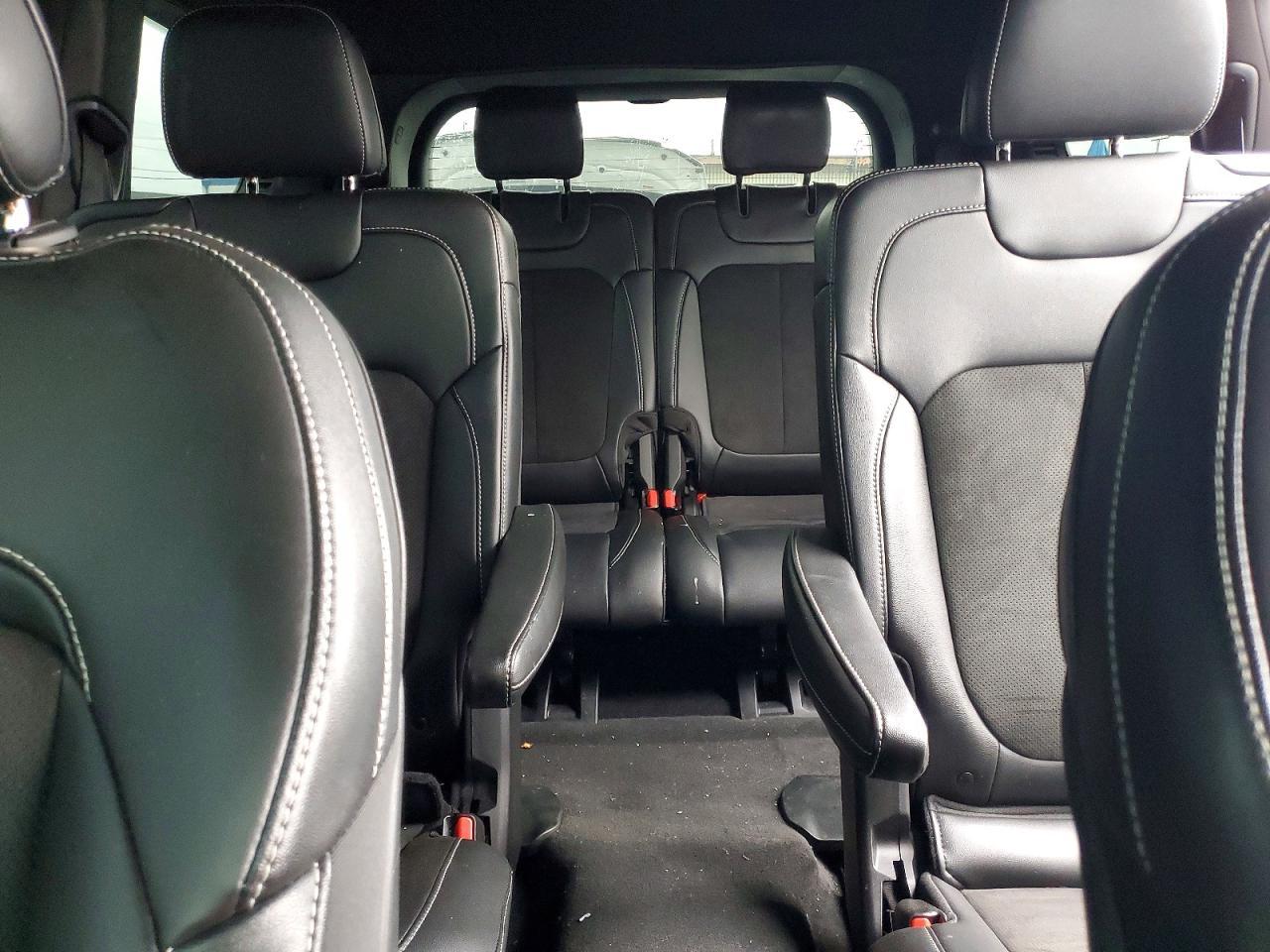 2025 Jeep Grand Cherokee L Laredo - zdjęcie 10