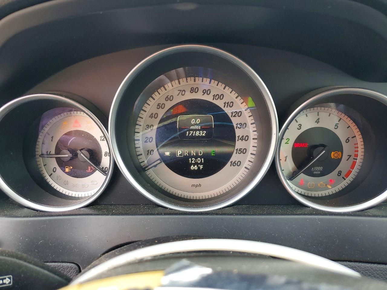 2013 Mercedes-Benz C 250 - zdjęcie 9