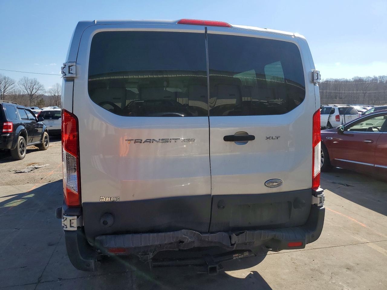 2015 Ford Transit T-350 - zdjęcie 6
