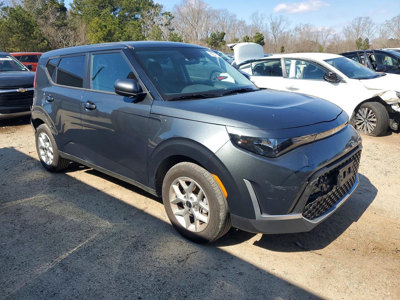 2025 Kia Soul Lx *** Clean Title *** - zdjęcie 4