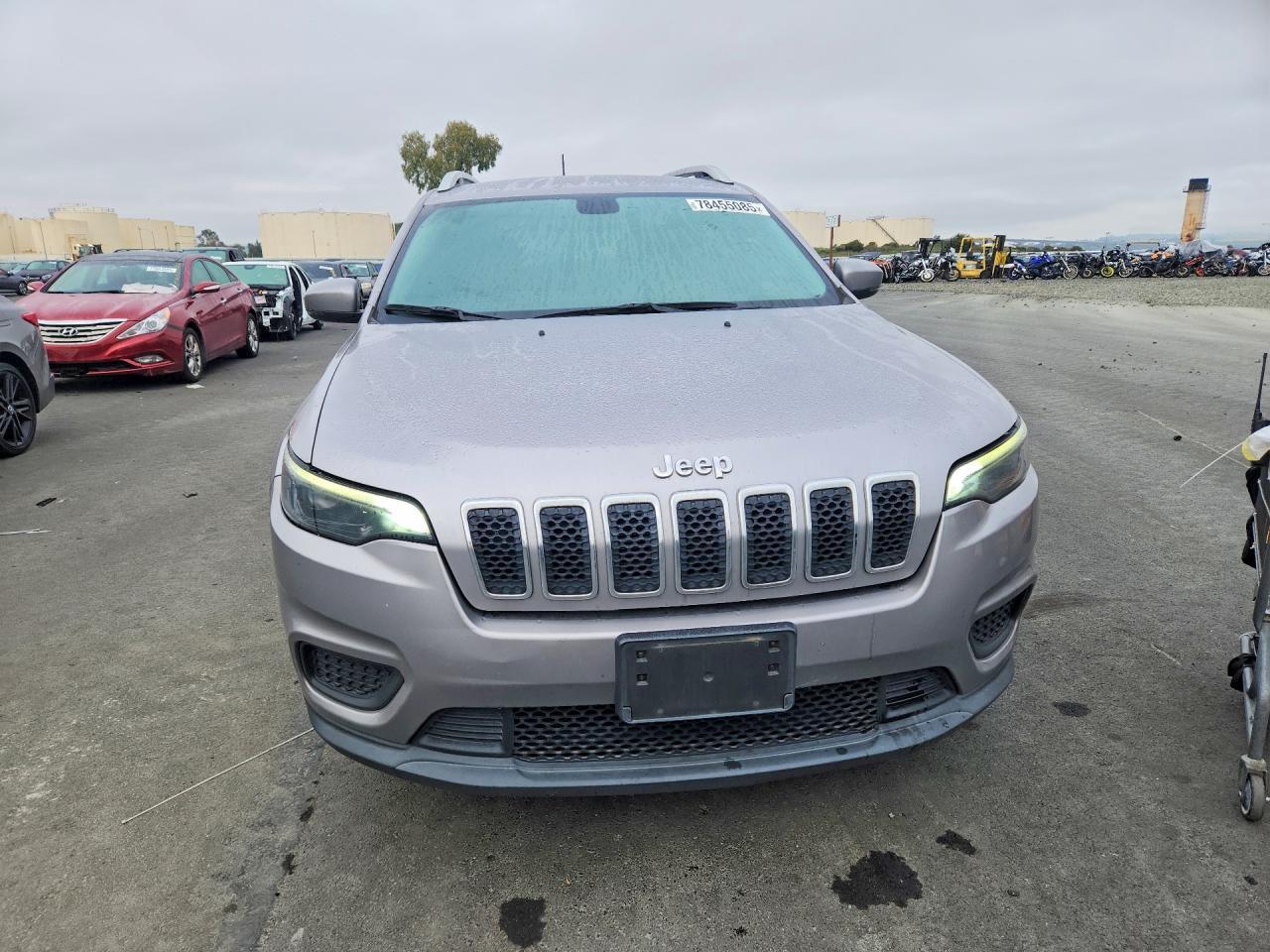 2020 Jeep Cherokee Latitude - zdjęcie 5