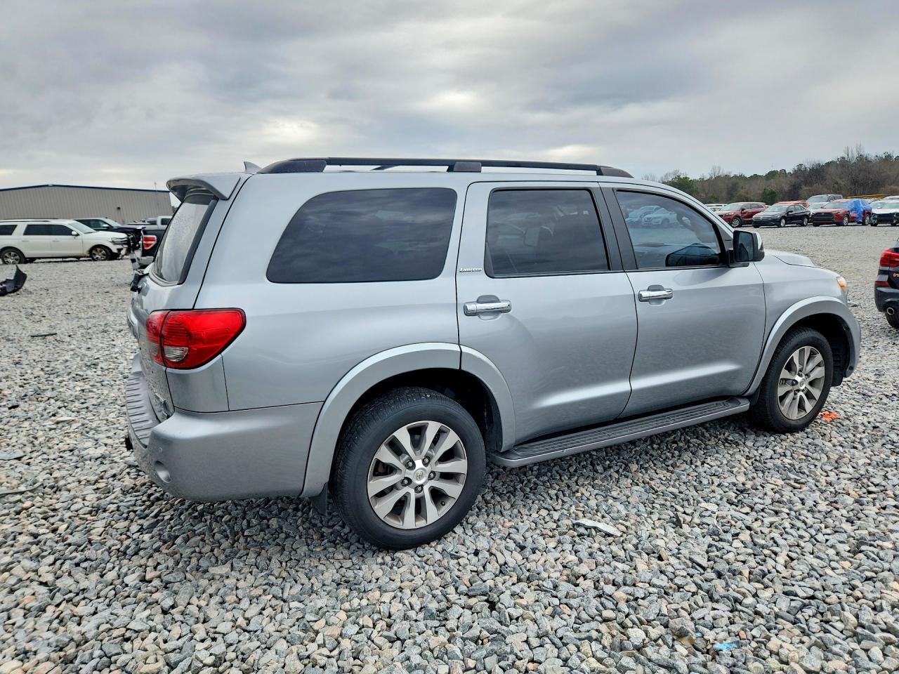 2016 Toyota Sequoia Limited - zdjęcie 3