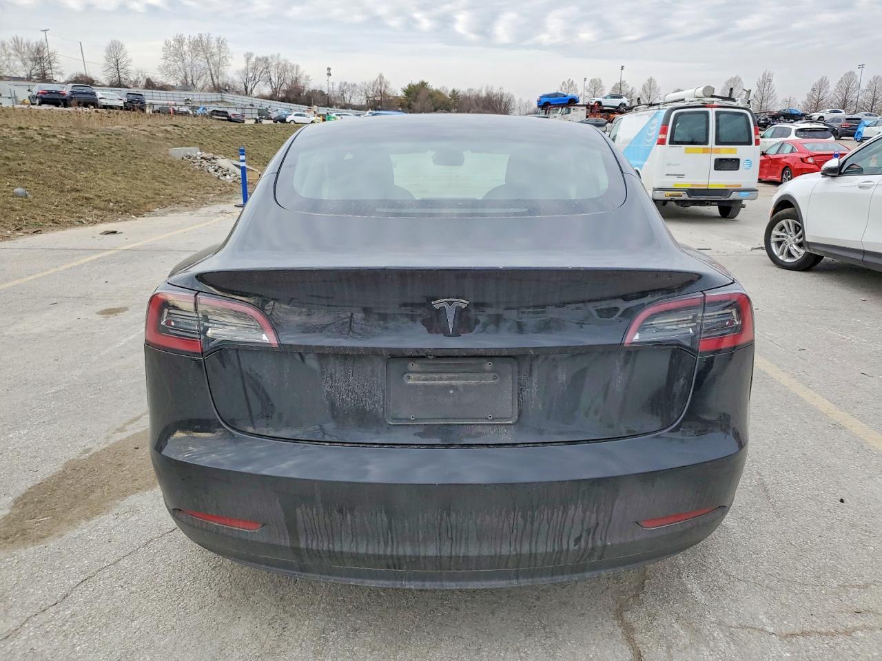 2022 Tesla Model 3 - zdjęcie 6