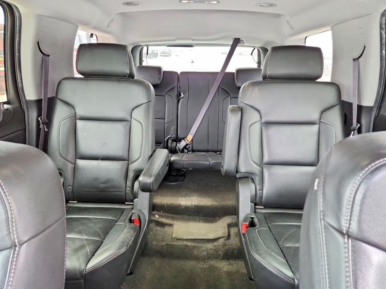 2015 Chevrolet Tahoe - zdjęcie 10