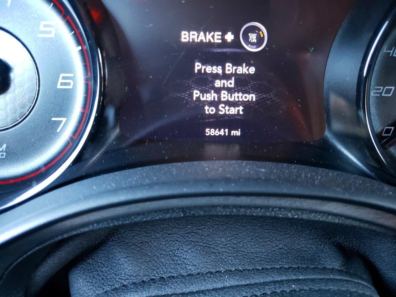 2018 Dodge Charger R/T - zdjęcie 9