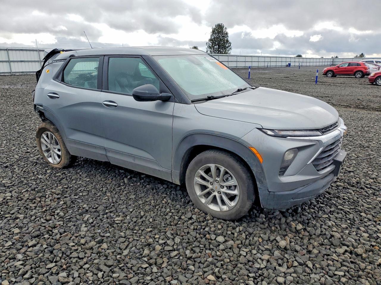 2025 Chevrolet Trailblazer Ls - zdjęcie 4