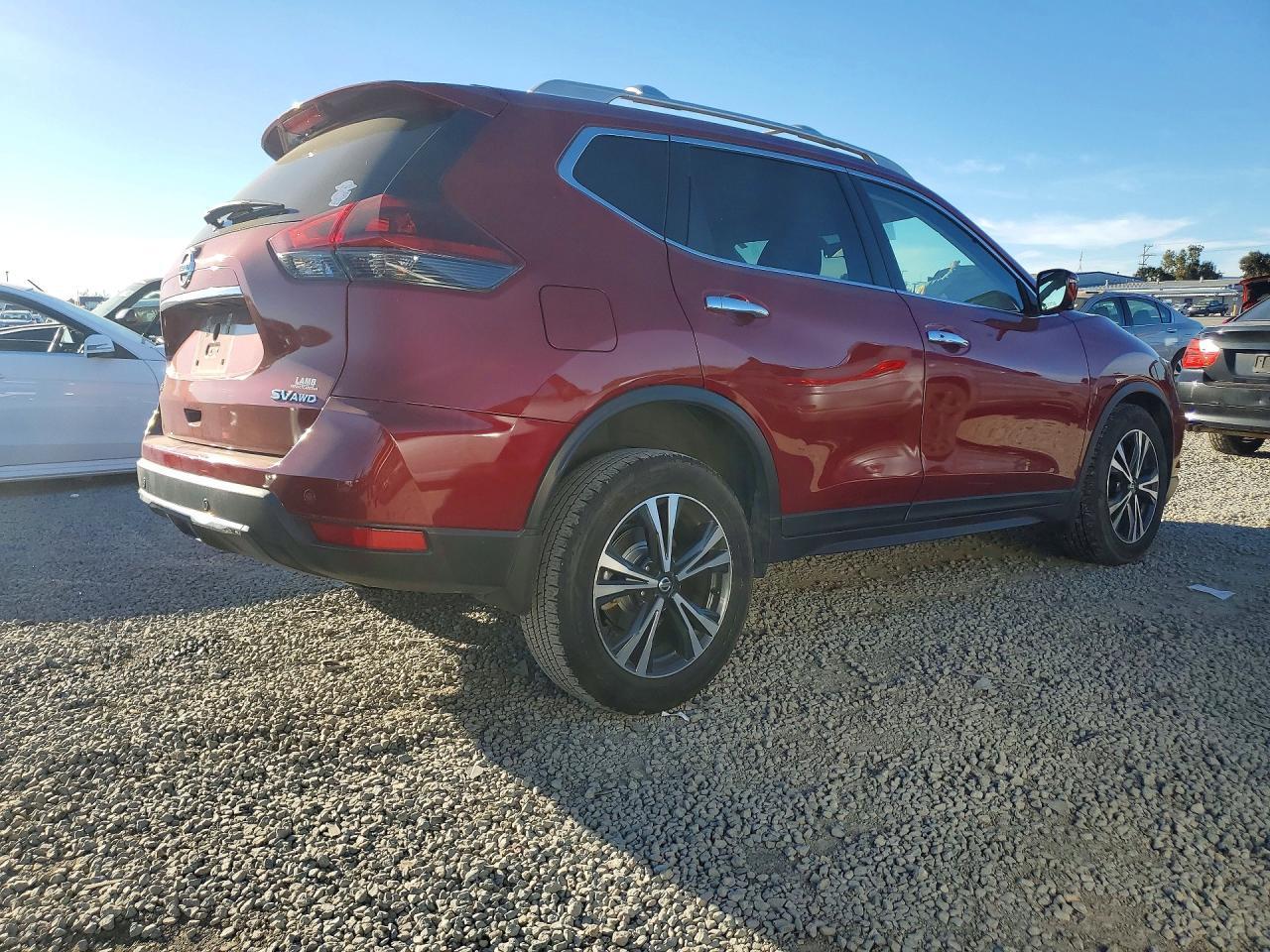 2020 Nissan Rogue Sv - zdjęcie 3