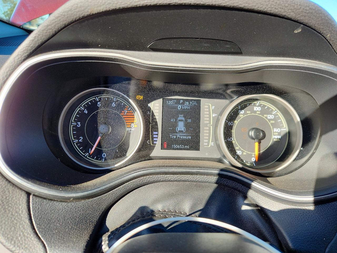 2019 Jeep Cherokee Latitude Plus - zdjęcie 9