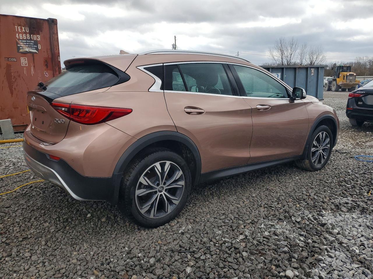 2017 Infiniti Qx30 Premium - zdjęcie 3