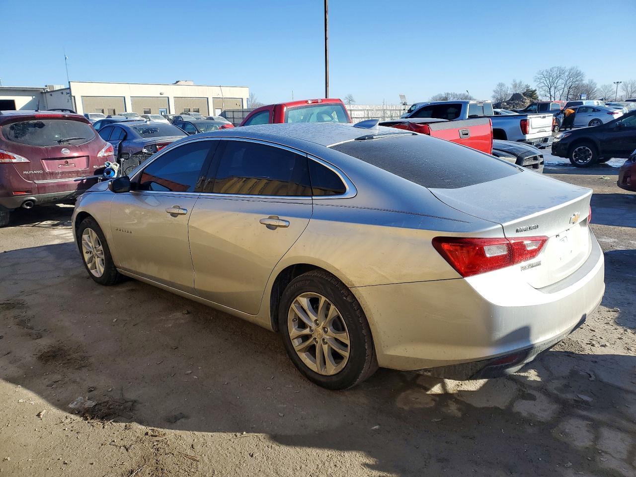 2016 Chevrolet Malibu Lt - zdjęcie 2