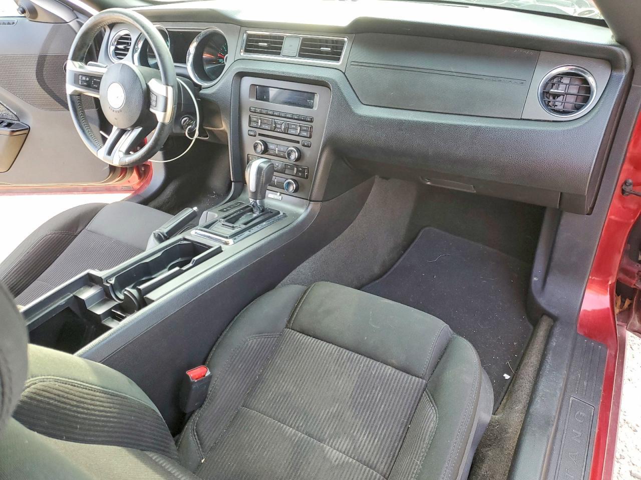 2014 Ford Mustang - zdjęcie 8