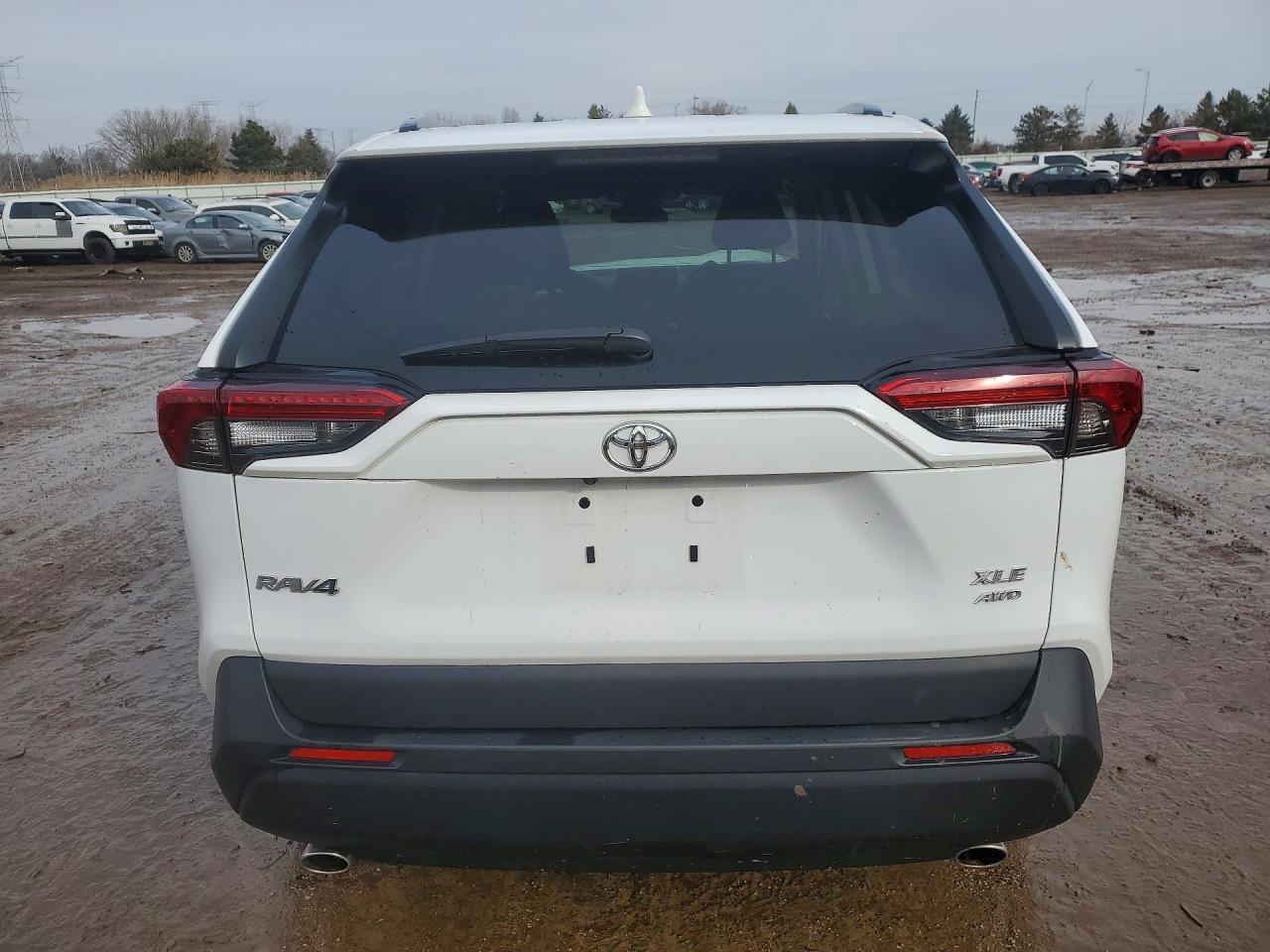2025 Toyota Rav4 Xle - zdjęcie 6