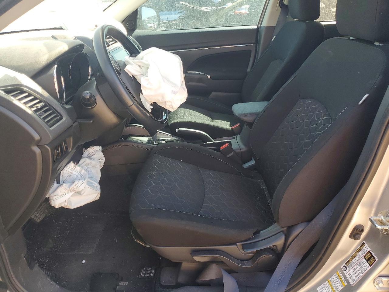 2021 Mitsubishi Outlander Sport Se - zdjęcie 7