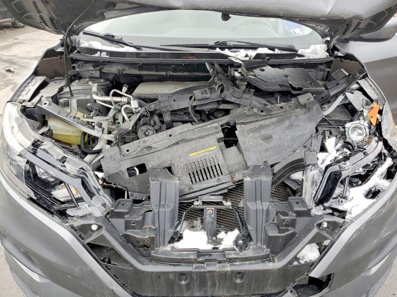 2022 Nissan Rogue Sport S - zdjęcie 12