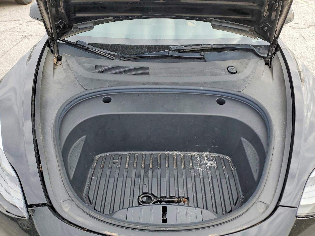 2022 Tesla Model 3 - zdjęcie 11