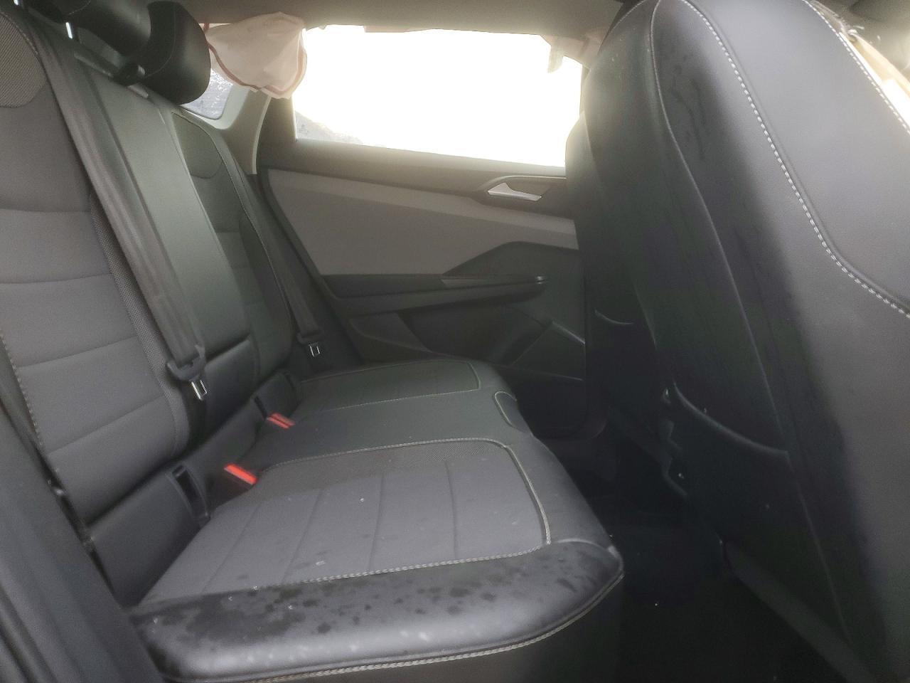 2023 Volkswagen Taos Se - zdjęcie 11