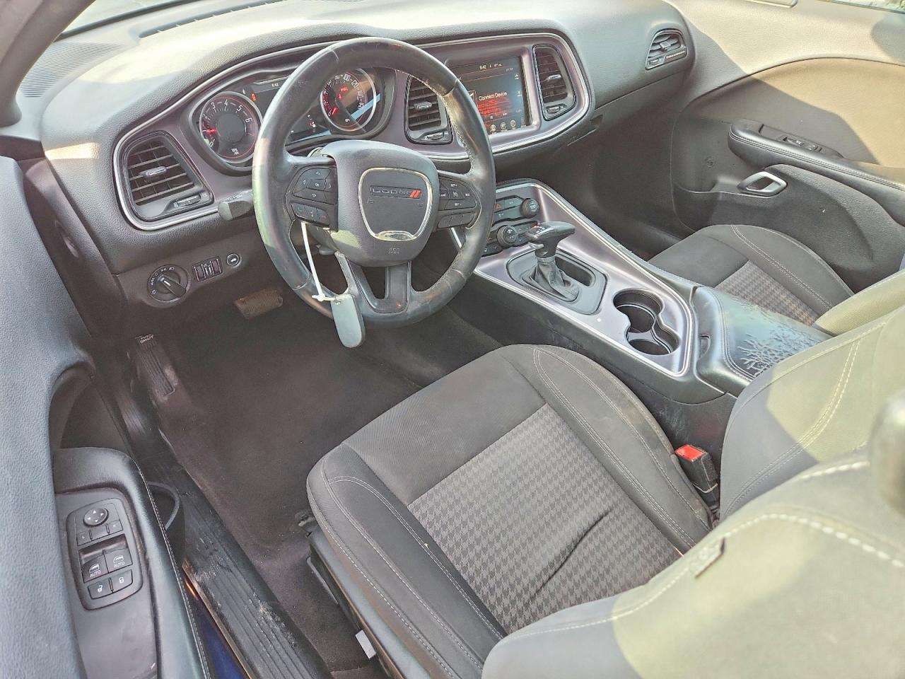 2016 Dodge Challenger Sxt - zdjęcie 8
