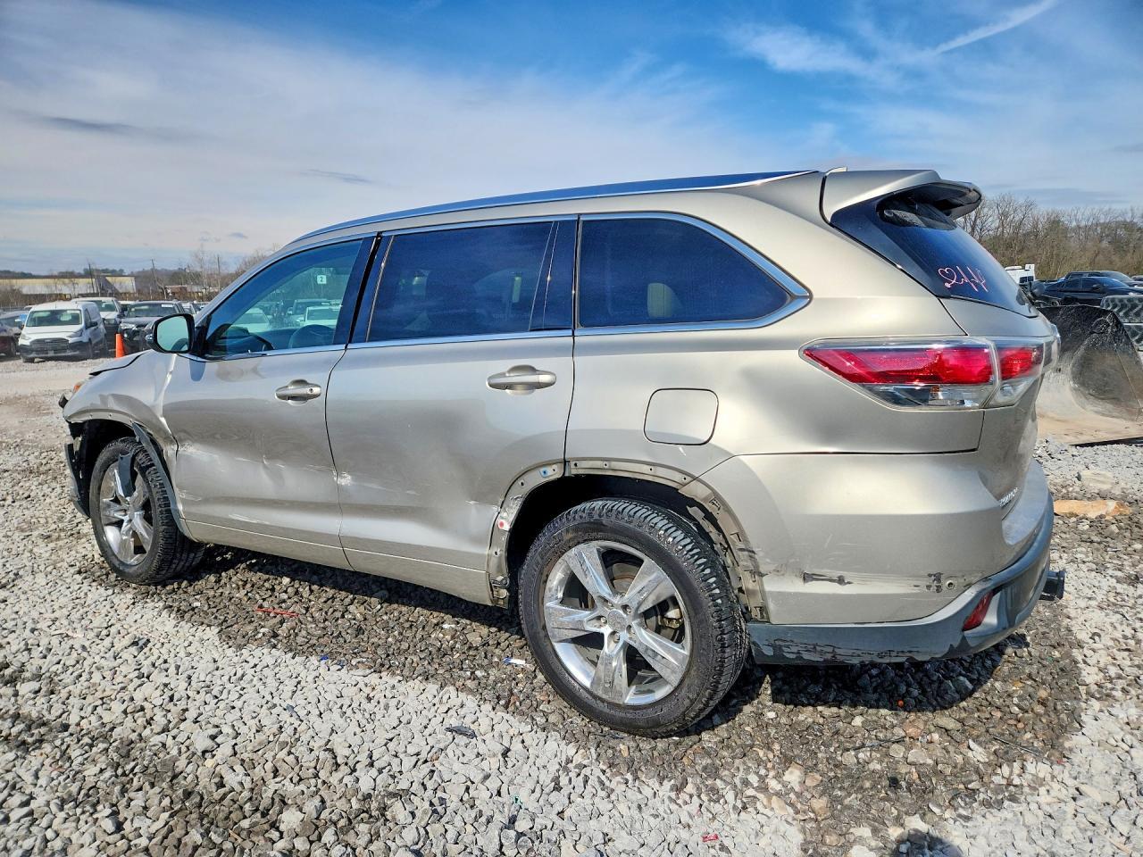 2016 Toyota Highlander Limited - zdjęcie 2