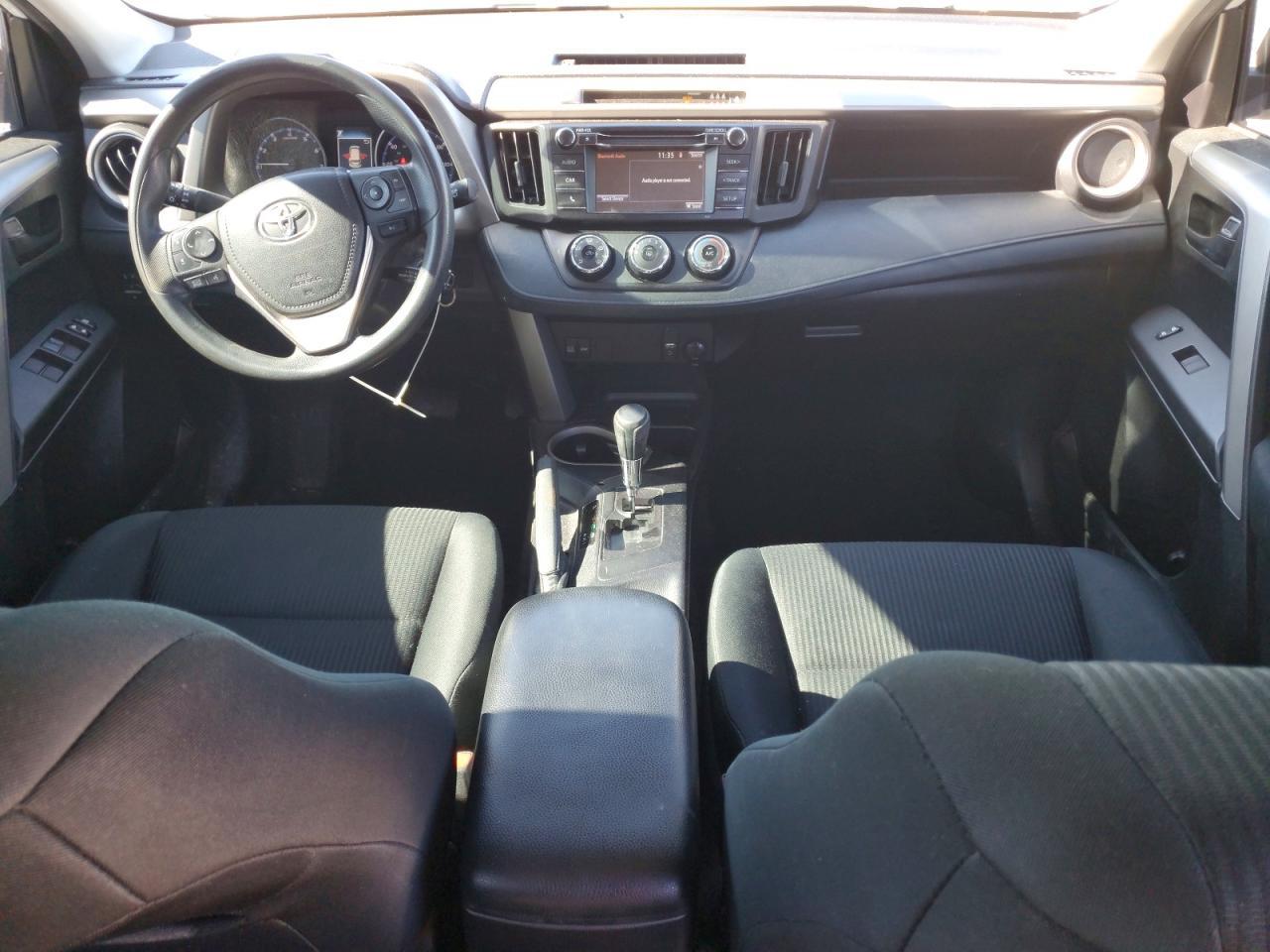 2017 Toyota Rav4 Le - zdjęcie 8