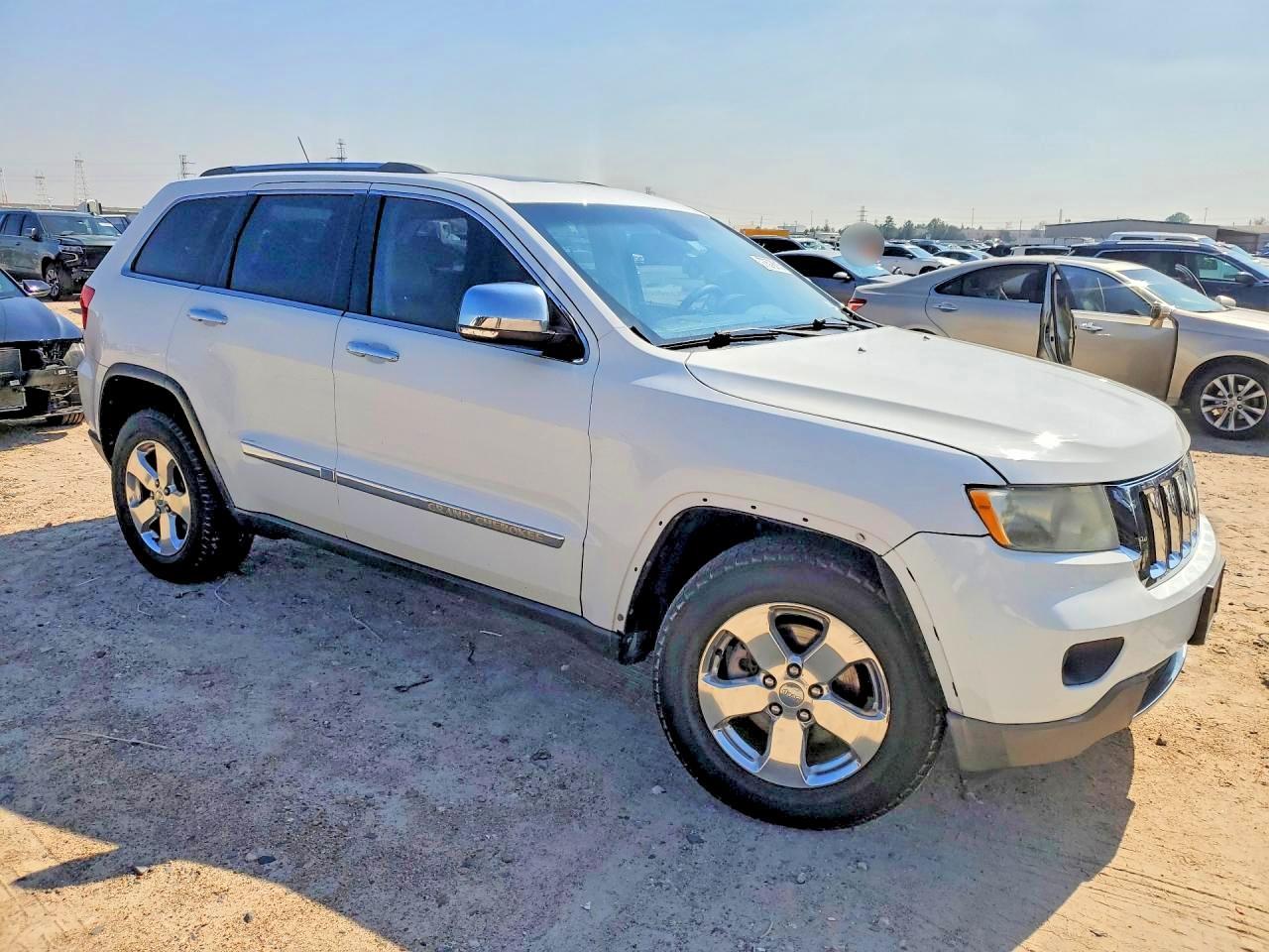 2013 Jeep Grand Cherokee Limited - zdjęcie 4
