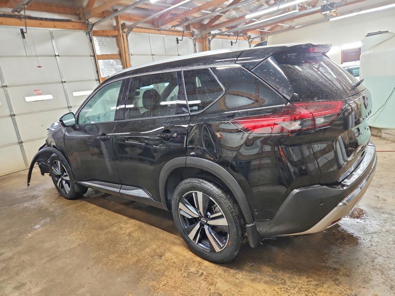 2023 Nissan Rogue Platinum - zdjęcie 2