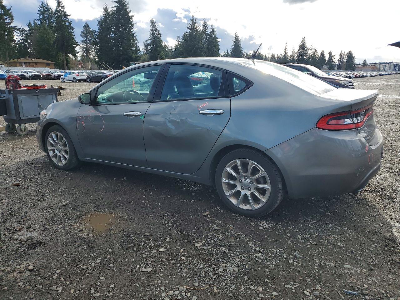 2013 Dodge Dart Limited - zdjęcie 2