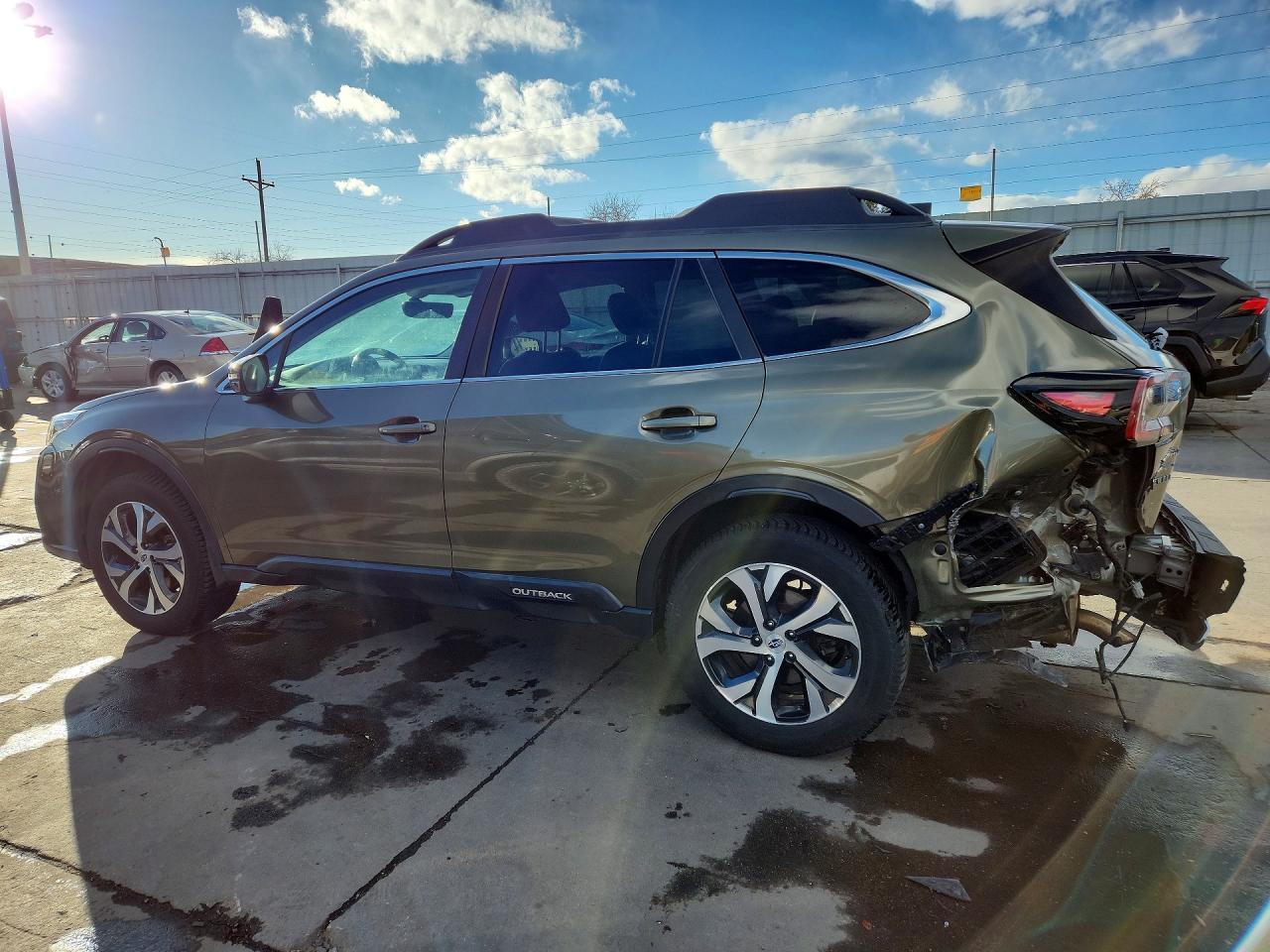 2021 Subaru Outback Limited - zdjęcie 2