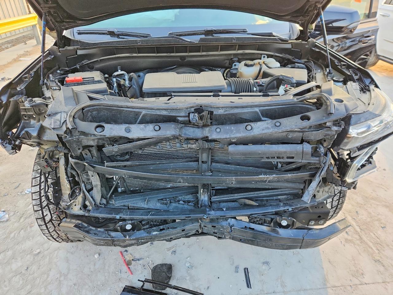 2024 Chevrolet Tahoe K1500 Lt - zdjęcie 12