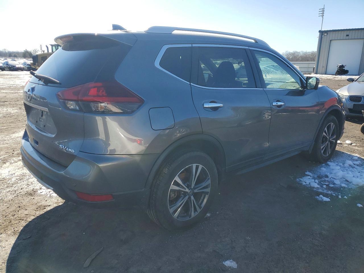 2019 Nissan Rogue Sv - zdjęcie 3