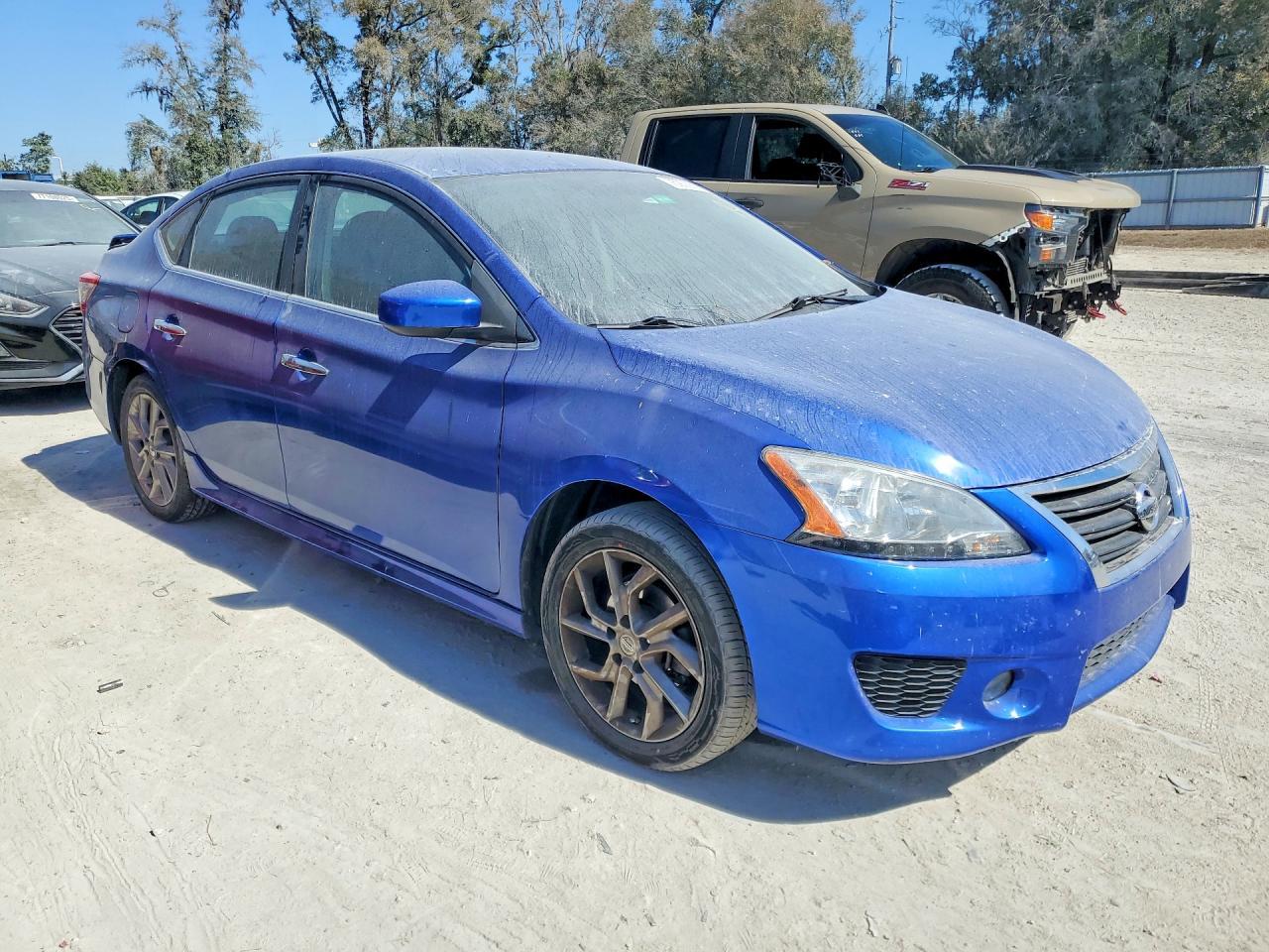 2014 Nissan Sentra S - zdjęcie 4