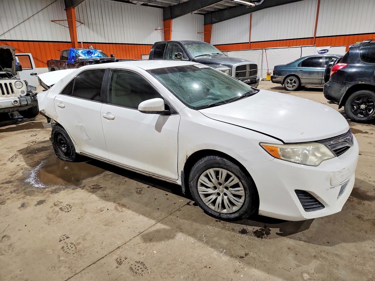 2013 Toyota Camry L - zdjęcie 4