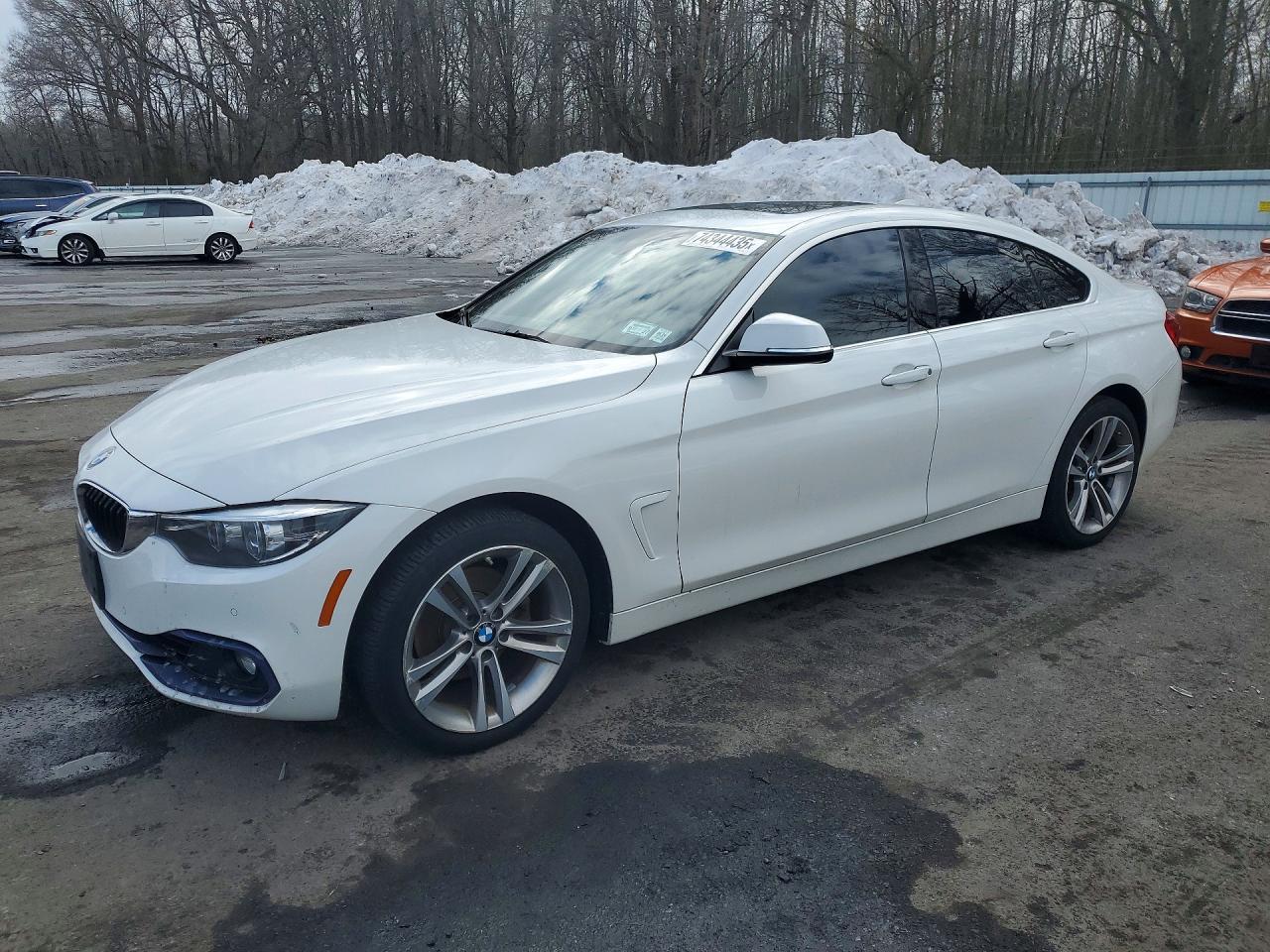 2019 BMW Seria 4 430i - zdjęcie główne