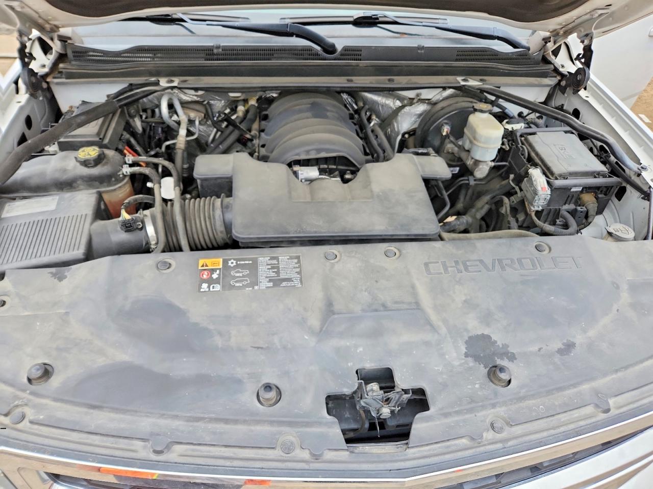 2015 Chevrolet Tahoe C1500 Ls - zdjęcie 11