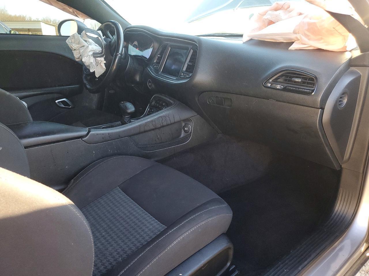 2017 Dodge Challenger R - zdjęcie 8