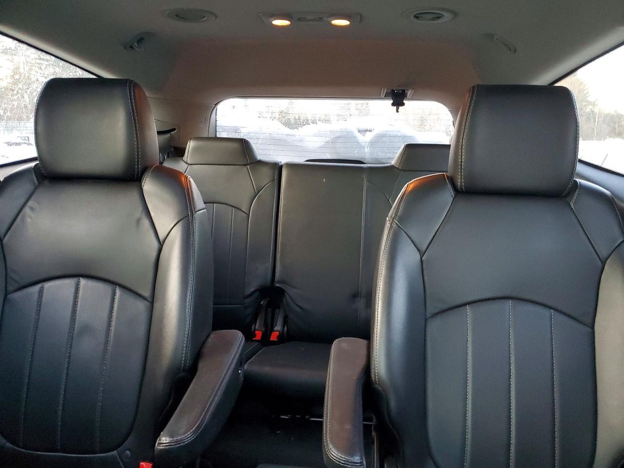 2017 Chevrolet Traverse Premier - zdjęcie 10