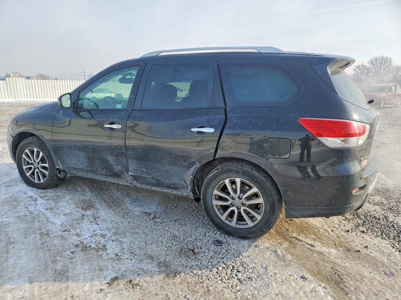 2015 Nissan Pathfinder S - zdjęcie 2